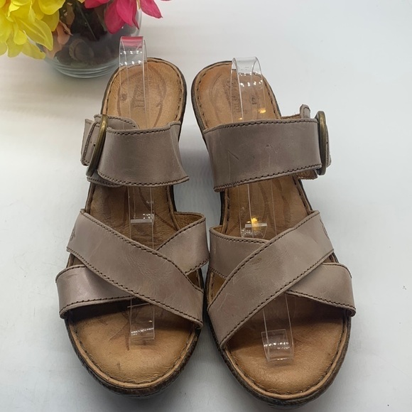 Born Light Brown leather wedge sandals Sz 11. MCW0657A - Picture 2 of 8